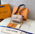 louis-vuitton-lockme-tender-lockme-leather-handbags-M58554_PM2_Front-view.webp