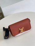louis-vuitton-lockme-tender-lockme-leather-handbags-M59491_PM2_Front-view.png