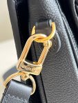 louis-vuitton-pochette-metis-monogram-empreinte-leather-handbags-M46028_PM2_Front-view.png