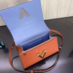 louis-vuitton-twist-one-handle-pm-taurillon-leather-handbags-M57897_PM2_Front-view.png