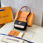louis-vuitton-lockme-tender-lockme-leather-handbags-M58557_PM2_Front-view.png