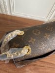 louis-vuitton-passy-monogram-canvas-handbags-M45592_PM2_Front-view.webp
