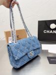 chanel-cc-chain-flap-quilted-denim-jumbo-blue01.jpg
