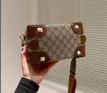 LVBAGS-1-286.png