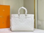 LVBAGS-1-1-11.png