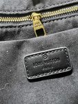 LVBAGS-1-1-13.png