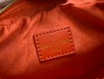 LVBAGS-1-1-99.png