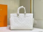 LVBAGS-1-1-11.png