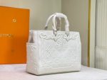 LVBAGS-1-1-11.png