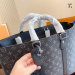 louis-vuitton-lv-sac-plat-24h-b.jpg