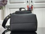 louis-vuitton-lockme-bucket-lockme-leather-handbags-M57687_PM2_Front-view-1.png