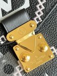 louis-vuitton-pochette-metis-monogram-empreinte-leather-handbags-M46028_PM2_Front-view.png