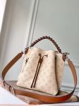 louis-vuitton-muria-mahina-leather-handbags-M55801_PM2_Front-view.png