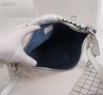 LVBAGS-1-7_6b3bf6c8-07c8-4db2-a876-5417d73f32a1.png