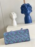 louis-vuitton-onthego-pm-monogram-empreinte-leather-handbags-M46067_PM2_Front-view.png